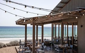 Sanbis Cabin - Hidden Boutique Retreat, Sea Views